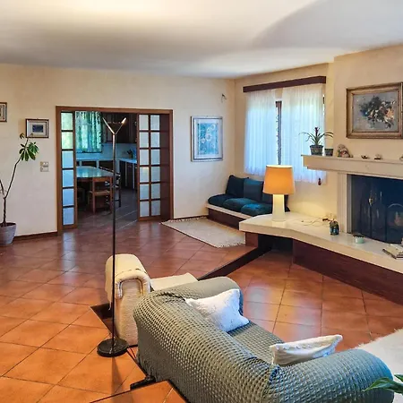 בית נופש 3 Bedroom Amazing In *