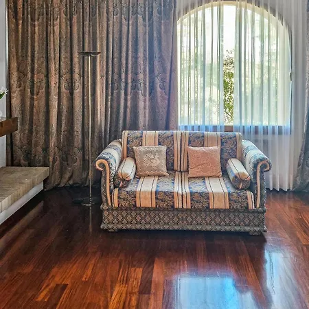 Holiday home 3 Bedroom Amazing In Moscufo