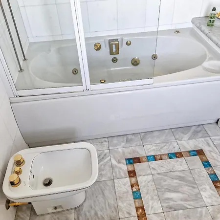 3 Bedroom Amazing In Moscufo