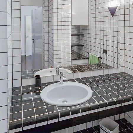 3 Bedroom Amazing In * Moscufo