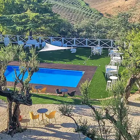 3 Bedroom Amazing In * Moscufo